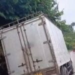 ஹட்டன் – கொழும்பு பிரதான வீதியில் லொறி விபத்து: இருவர் படுகாயம்