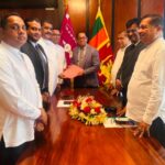 நம்பிக்கையில்லாப் பிரேரணை சபாநாயகரிடம் கையளிப்பு