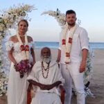 திருகோணமலையில் சைவ முறைப்படி கரம்பிடித்த வெளிநாட்டு தம்பதி