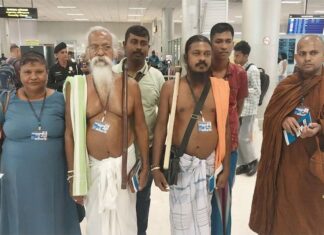 வேடுவர் தலைவர் இந்தியாவிற்கு ஆன்மீகப் பயணம்!