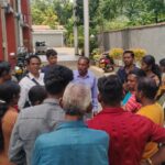 தோட்ட காணியை வெளியாருக்கு வழங்க முயற்சி: பதுளையில் கடும் எதிர்ப்பு