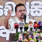 ” பௌத்தர்களின் பொறுமையை சோதிக்காதீர்: வடக்கில் தமிழ் இனவாதத்துக்கு முடிவு கட்டுங்கள்” “பௌத்தர்களின் பொறுமையைச் சோதிக்க முற்பட வேண்டாம் என இந்த அரசாங்கத்திடம் கூறிவைக்க விரும்புகின்றேன். வடக்கில் தலைதூக்கும் தமிழ் இனவாதத்திற்கும் முற்றுப்புள்ளி வைக்கப்பட வேண்டும்.” – என்று தேசிய சுதந்திர முன்னணியின் தலைவரும், முன்னாள் அமைச்சருமான விமல் வீரவன்ச வலியுறுத்தினார்.